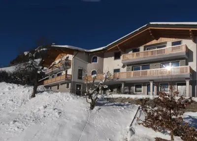Hinterburgschwaig Hof im Winter
