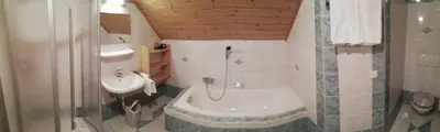 Ein Badezimmer in der Unterkunft Bauernhof Trinkergut