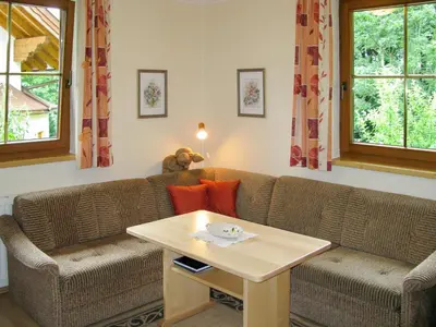 Ein Sitzbereich in der Unterkunft Holiday Home Reinbacher by Interhome