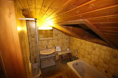 Ein Badezimmer in der Unterkunft Krennbauer
