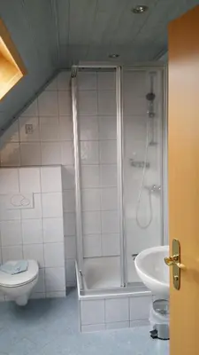 Ein Badezimmer in der Unterkunft Haus Grundner