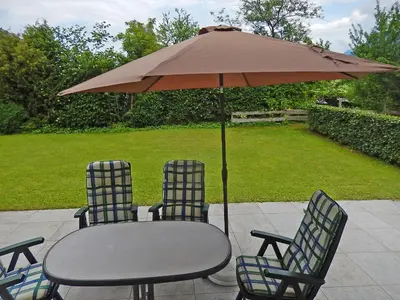 Ein Garten an der Unterkunft Haus Seehof - Ferienhaus