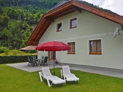 Ein Garten an der Unterkunft Haus Seehof - Ferienhaus