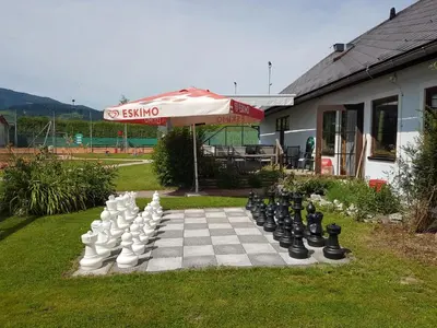 Ein allgemeiner Bergblick oder ein Berglick von der Ferienwohnung aus
