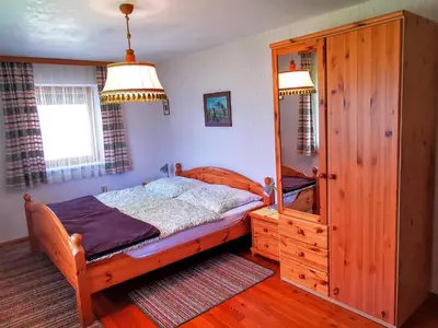 Ein Bett oder Betten in einem Zimmer der Unterkunft Holiday Home Landhaus Prieger by Interhome
