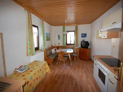 Küche/Küchenzeile in der Unterkunft Renovated Mountain Retreat Stay