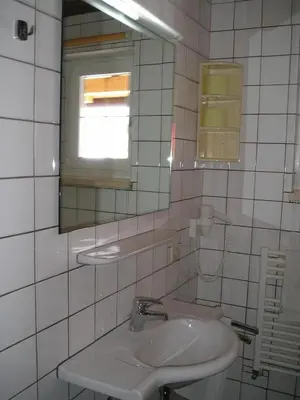 Ein Badezimmer in der Unterkunft Frühstückspension Wagrain - Viktoria Flasch