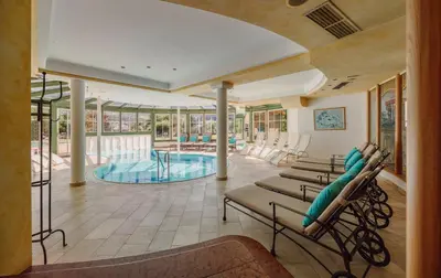 Der Swimmingpool an oder in der Nähe von Hotel Lerch