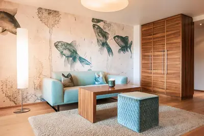 Ein Sitzbereich in der Unterkunft Seehotel Restaurant Lackner