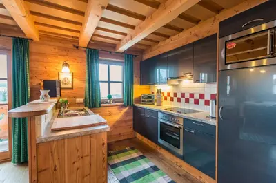 Küche/Küchenzeile in der Unterkunft Alpine-Lodge