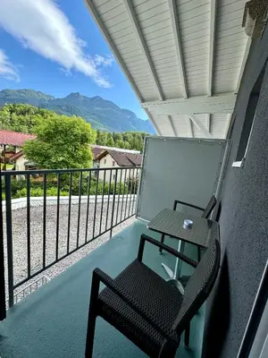 Ein allgemeiner Bergblick oder ein Berglick von des Hotels aus