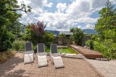 Ein allgemeiner Bergblick oder ein Berglick von der Ferienwohnung aus