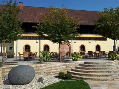 Das Gebäude in dem sich das Bed & Breakfast befindet