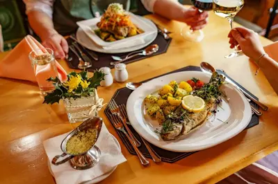 Essen im Hotel oder in der Nähe