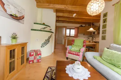 Ein Sitzbereich in der Unterkunft Ferienwohnung Schreilechner