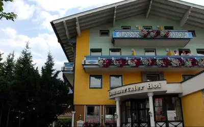 Das Gebäude in dem sich das Hotel befindet