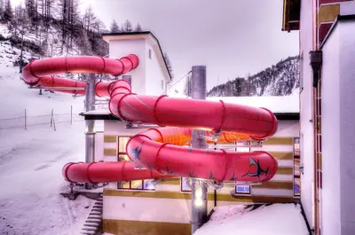 Der Swimmingpool an oder in der Nähe von Hotel Glöcknerin