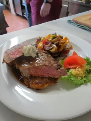 Essen im Hotel oder in der Nähe
