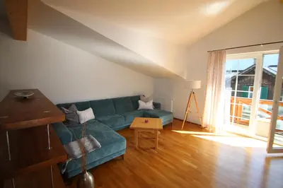 Ein Sitzbereich in der Unterkunft Ferienwohnung Hentschel