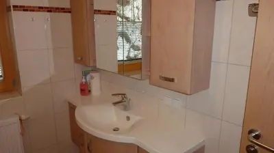 Ein Badezimmer in der Unterkunft Vronis Landhaus Apartments