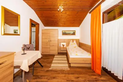 Ein Bett oder Betten in einem Zimmer der Unterkunft Pension Montana