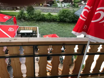 Ein Balkon oder eine Terrasse in der Unterkunft Pension Kirchenwirt