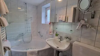 Ein Badezimmer in der Unterkunft Landhaus Osborne