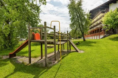 Ein Kinderspielbereich in der Unterkunft Hotel Lohninger-Schober 3 Stern Superior