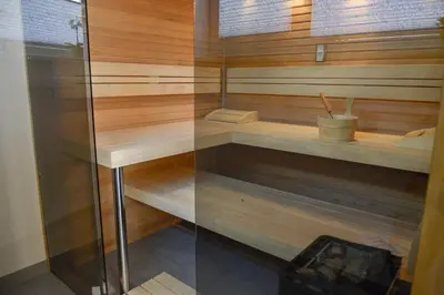 Ein Etagenbett oder Etagenbetten in einem Zimmer der Unterkunft Alpine Chalet Ulla Top 3 by AA Holiday Homes