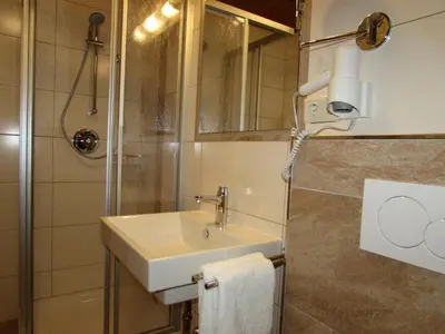 Ein Badezimmer in der Unterkunft Haus Traninger