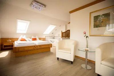 Ein Bett oder Betten in einem Zimmer der Unterkunft Pension Knoll