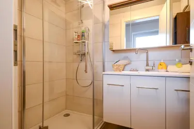 Ein Badezimmer in der Unterkunft Apartmenthaus Vergissmeinnicht