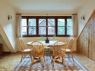 Ein Sitzbereich in der Unterkunft Ferienwohnung Raderhaus