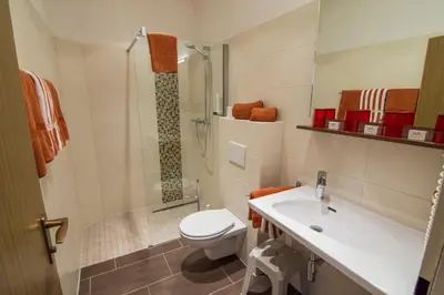 Ein Badezimmer in der Unterkunft Triebenerhof