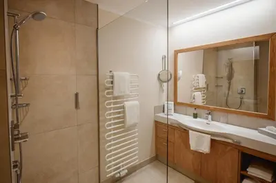 Ein Badezimmer in der Unterkunft Seevilla Altaussee