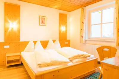 Ein Bett oder Betten in einem Zimmer der Unterkunft Hansalagut