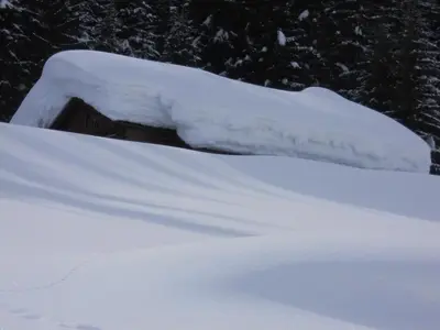 Vorderhof im Winter