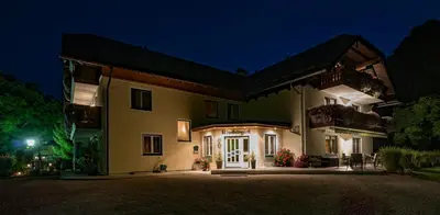 Das Gebäude in dem sich die Pension befindet