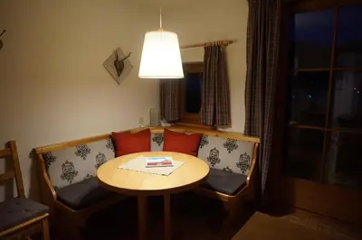 Ein Sitzbereich in der Unterkunft Appartements Huber
