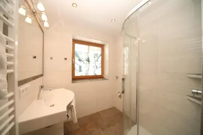 Ein Badezimmer in der Unterkunft Die Postlehen-Alm
