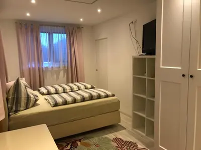 TV/Unterhaltungsangebot in der Unterkunft Ferienwohnung und Zimmer Kassar Bikertipp