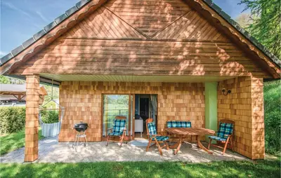 Ein Garten an der Unterkunft Charmantes Ferienhaus