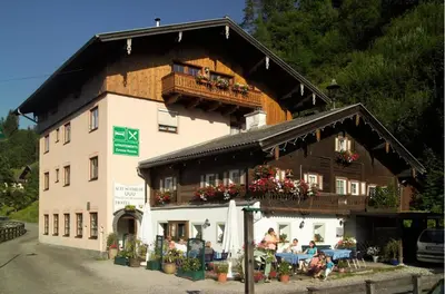 Das Gebäude in dem sich das Hotel befindet