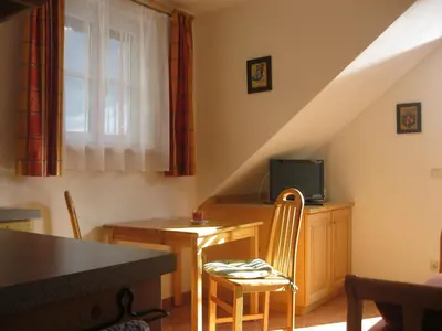 Ein Sitzbereich in der Unterkunft Pension Sarstein
