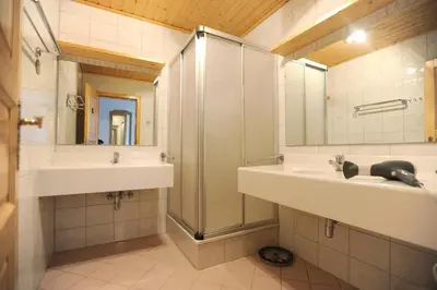 Ein Badezimmer in der Unterkunft Chalet Alice by Schladmingurlaub