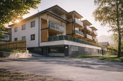 Das Gebäude in dem sich die Ferienwohnung befindet