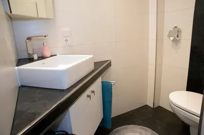 Ein Badezimmer in der Unterkunft Haus Rattenböck