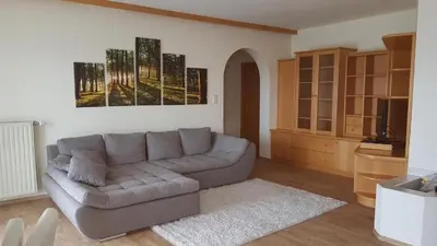 Ein Sitzbereich in der Unterkunft Ferienwohnung Kathrin