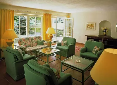 Ein Sitzbereich in der Unterkunft Hotel Seehof