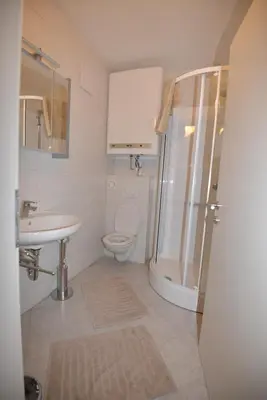 Ein Badezimmer in der Unterkunft PirkerHof